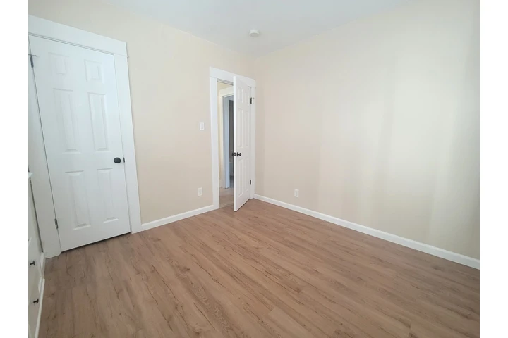 $1750 : 1 Bedroom Apartment For Rent image 5