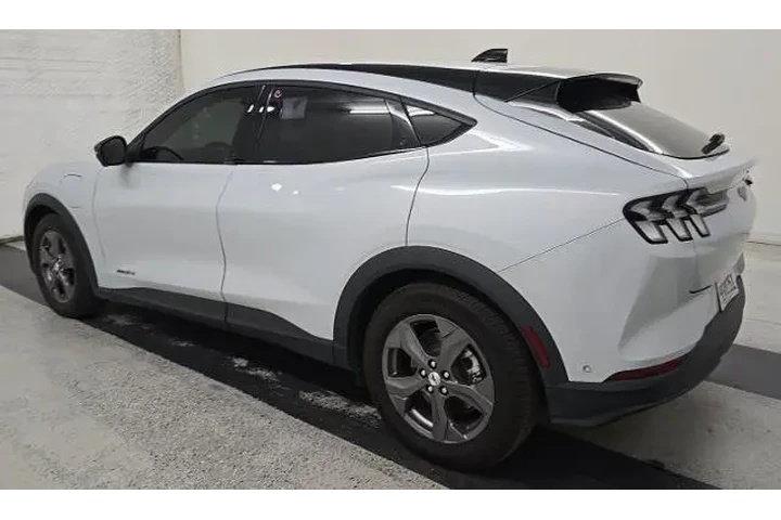 $33455 : Ford Mustang Mach-E 2023 Sel image 3