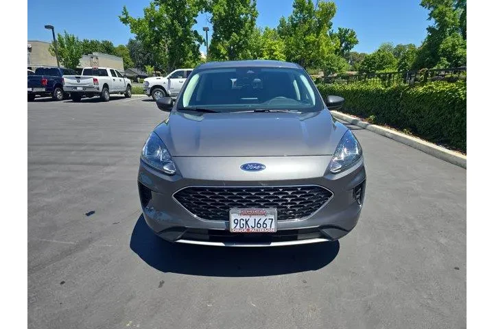 $22995 : Ford Escape 2022 AWD SE 4dr image 2