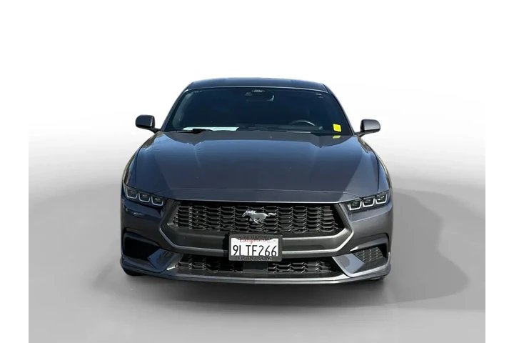 $28530 : Ford Mustang 2024 EcoBoost 2 image 8