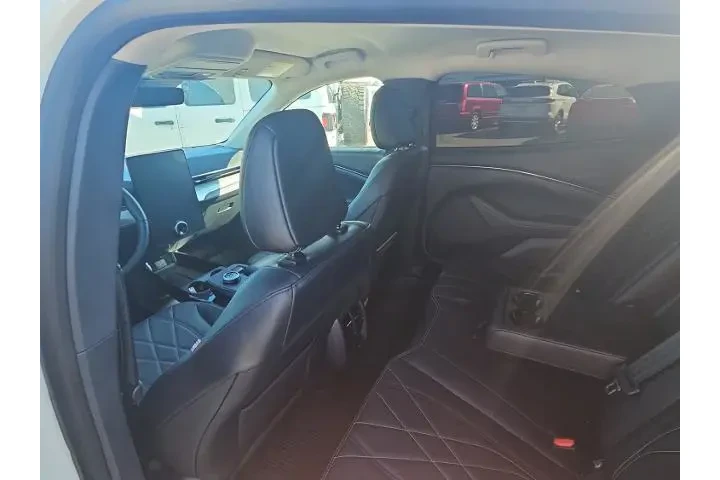 $21000 : Ford Mustang Mach-E 2021 AWD image 10