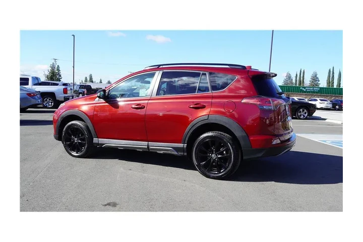 $18484 : 2018 RAV4 Adventure Sport Uti image 8