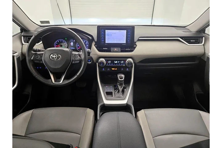 $20998 : Toyota RAV4 2020 AWD XLE Pre image 9