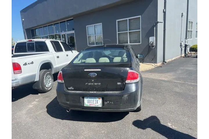 $3730 : Ford Focus 2009 SE 4dr Sedan image 5