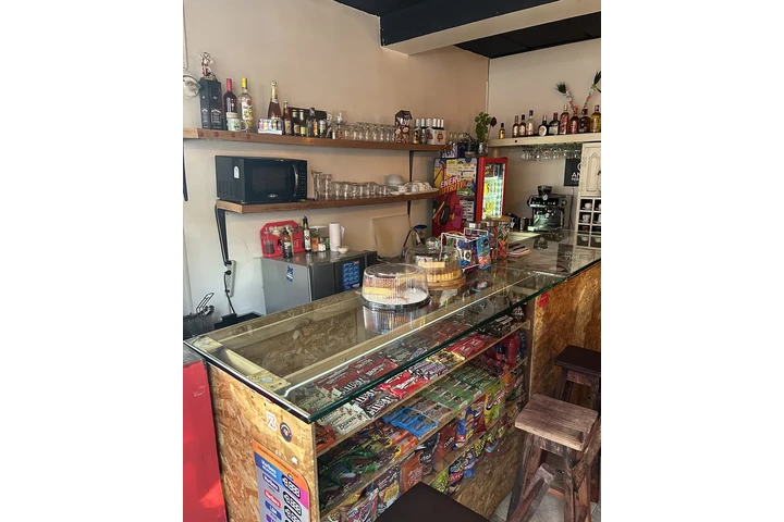 Este es tu negocio: Café Bar image 4