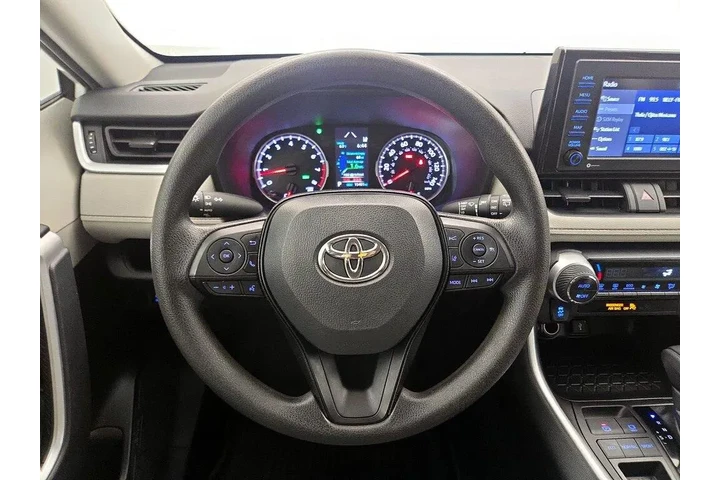 $27998 : Toyota RAV4 2022 XLE 4dr SUV image 10