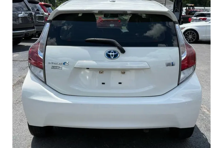 $11495 : 2015 Prius c Four image 9
