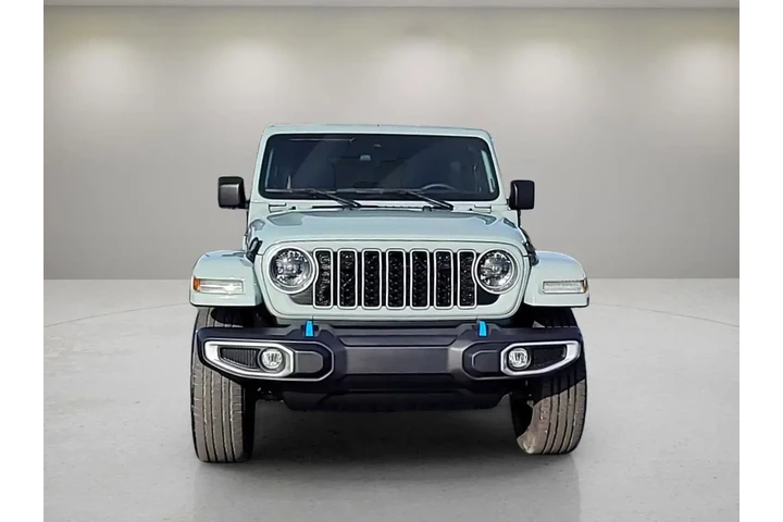 $33990 : Jeep Wrangler 2024 4x4 Sahar image 2