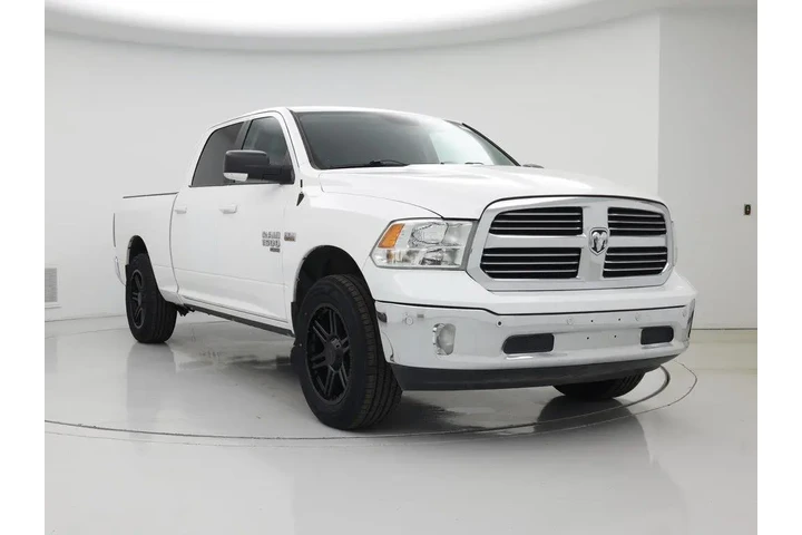 $21998 : Ram 1500 Classic 2019 4x2 Bi image 1