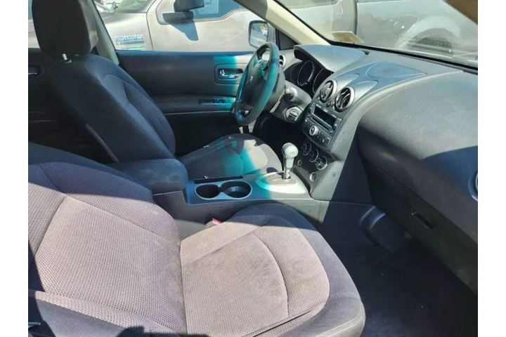 $4500 : 2010 NISSAN ROGUE2010 NISSAN image 5