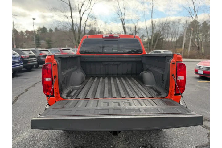 $29999 : 2019 Colorado ZR2 image 9