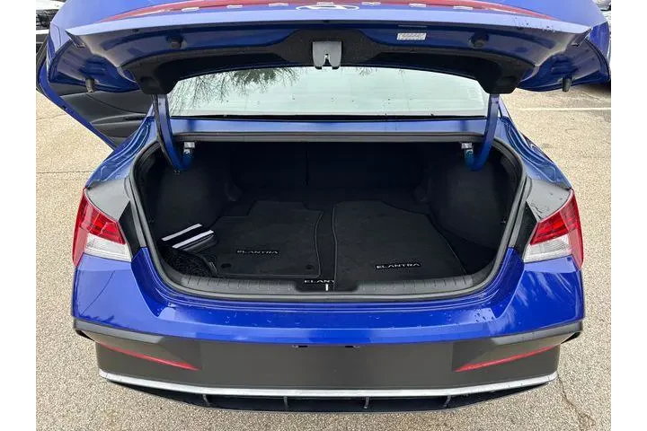 $19990 : Hyundai ELANTRA 2024 SEL 4dr image 9