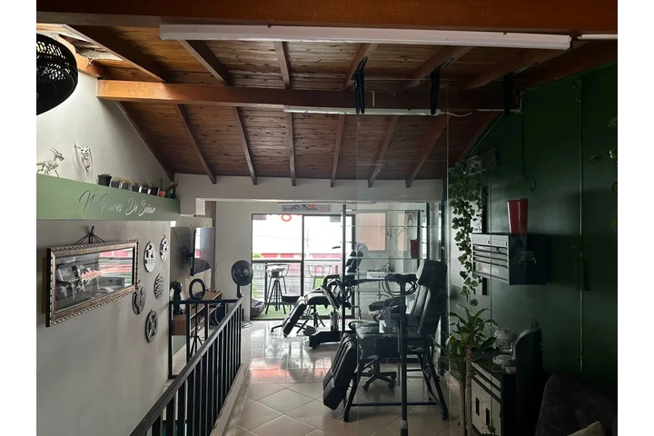 ESTUDIO DE TATUAJES EN VENTA image 4