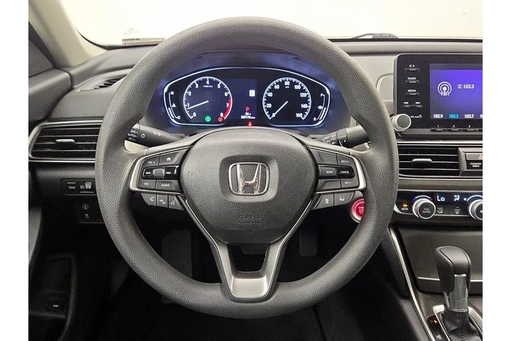 $21998 : Honda Accord 2018 LX 4dr Sed image 10