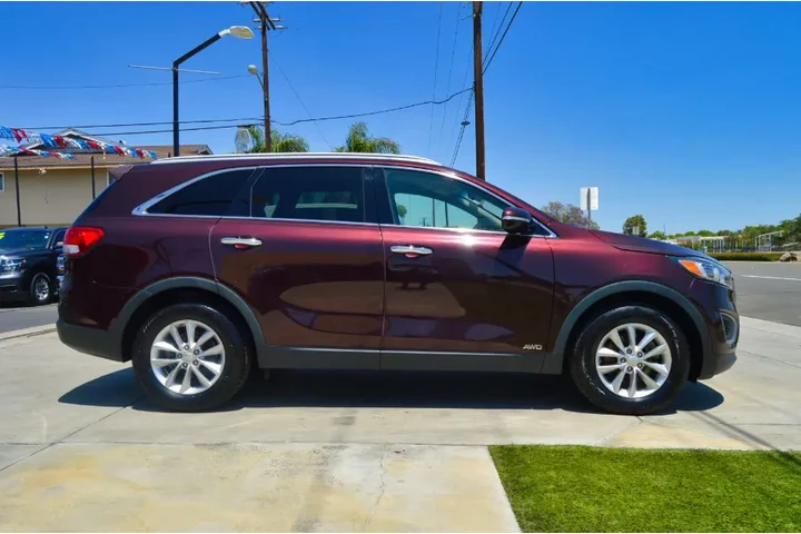 $10995 : Used 2016 Sorento AWD 4dr 2.4 image 6