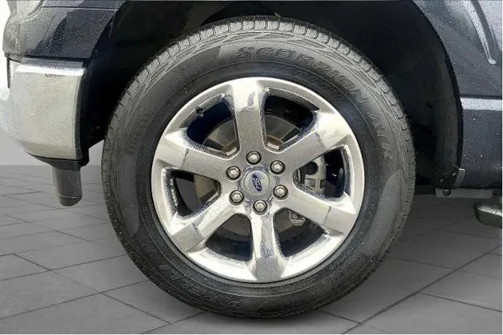 $37976 : Ford F-150 2022 4x4 XLT 4dr image 10