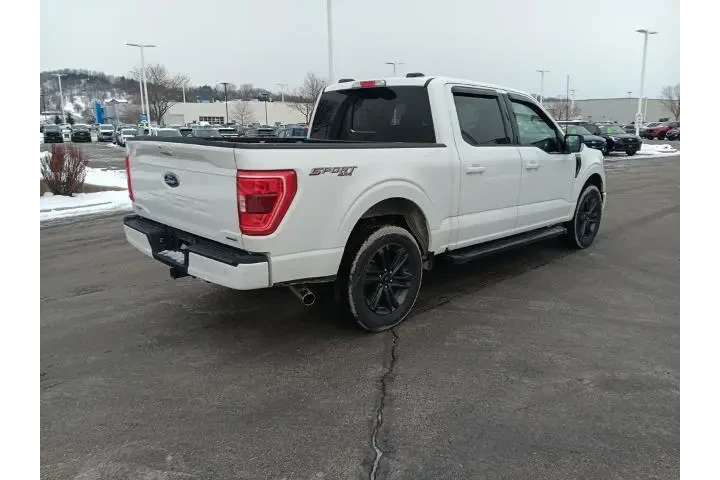 $40000 : Ford F-150 2023 4x4 XLT 4dr image 7