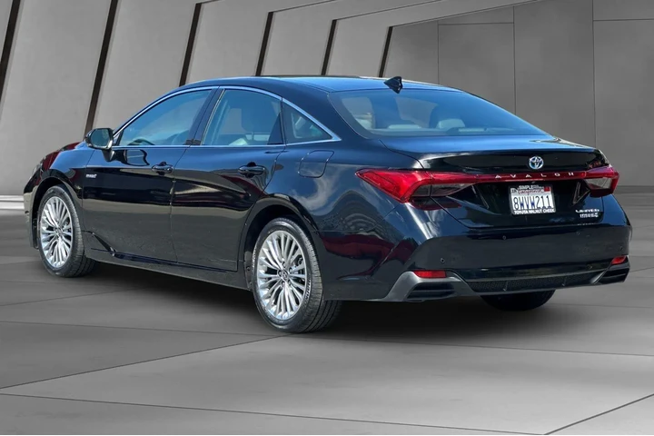 $33900 : Toyota Avalon Hybrid 2021 Li image 10