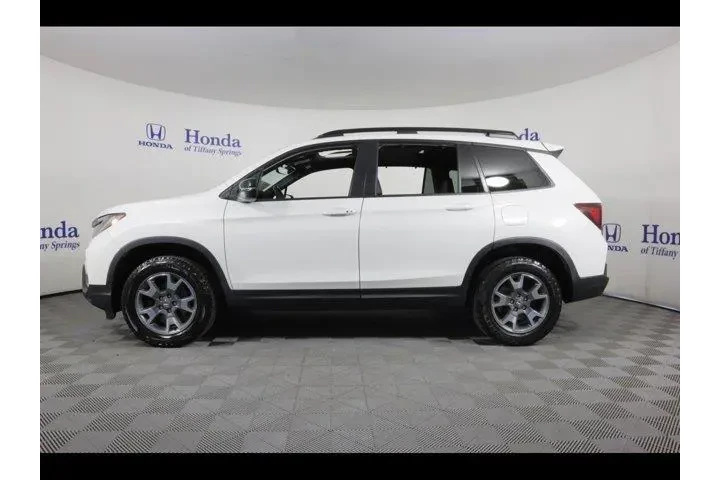 $34875 : Honda Passport 2023 AWD Trai image 4