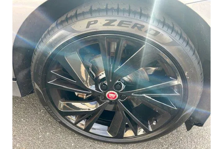 $39850 : Jaguar I-PACE 2023 AWD EV400 image 10