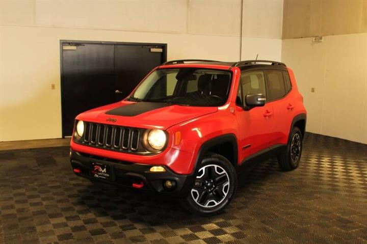 $14500 : 2016 Renegade Trailhawk image 1