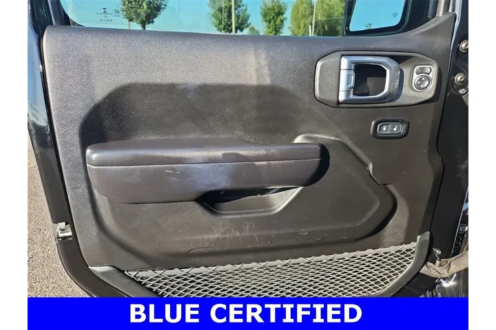 $27994 : Jeep Wrangler Unlimited 2021 image 9