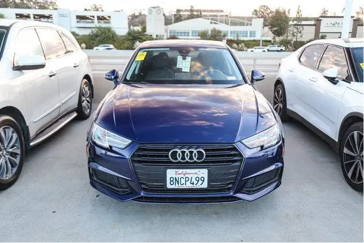 $17495 : Audi A4 2019 Titanium 40 TFS image 2
