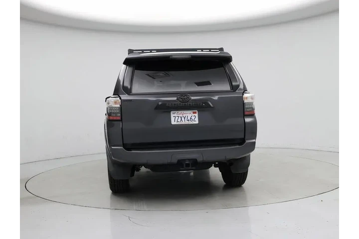 $30998 : Toyota 4Runner 2018 4x4 SR5 image 6