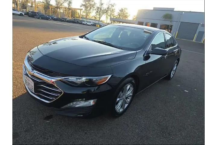 $17995 : Chevrolet Malibu 2023 LT 4dr image 1