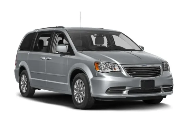 $4990 : Chrysler Town and Country 20 image 9
