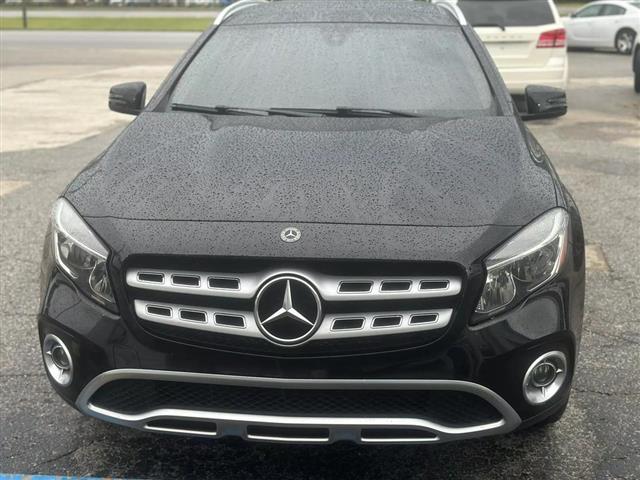 $18990 : 2018 MERCEDES-BENZ GLA image 1