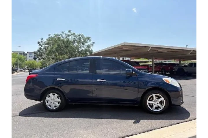 $4995 : 2013 Versa 1.6 SV image 5