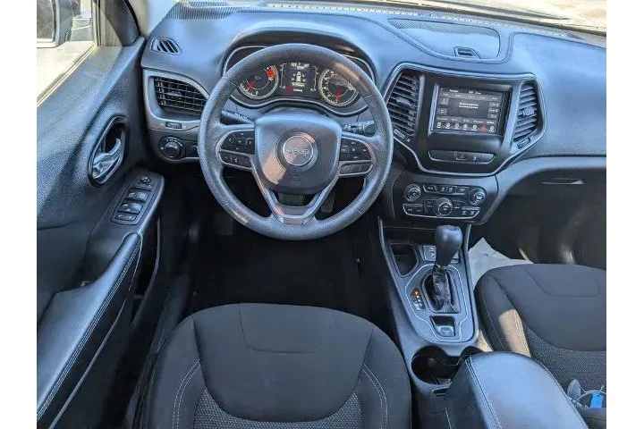 $17000 : Jeep Cherokee 2021 Latitude image 9