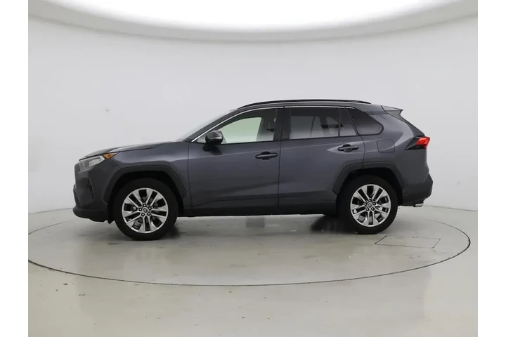 $23998 : Toyota RAV4 2019 XLE Premium image 3