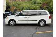 $9995 : 2016 Grand Caravan American V thumbnail