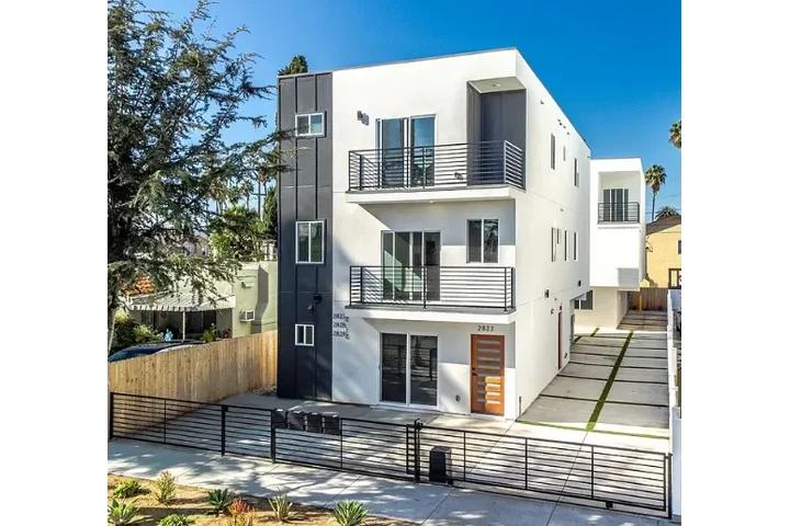 $1450 : Beautiful 1 bedroom apt in LA image 1