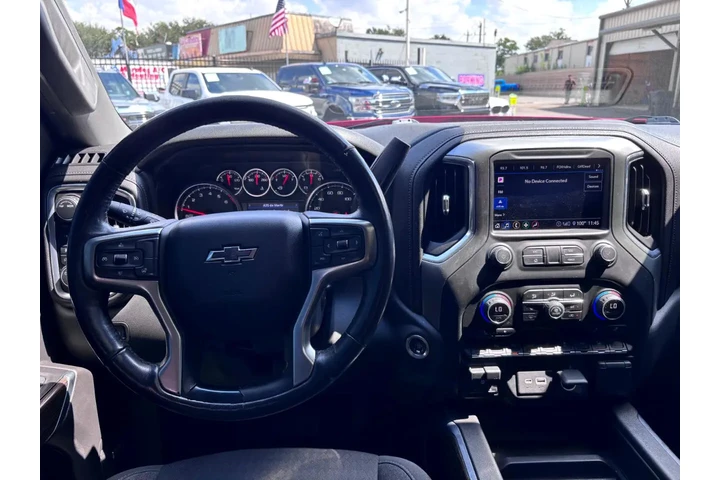 2020 Silverado 1500 RST image 8