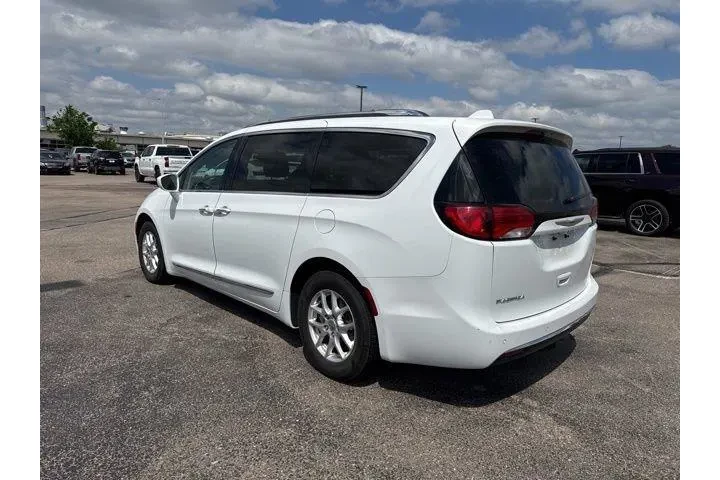 $17982 : Chrysler Pacifica 2020 Touri image 5