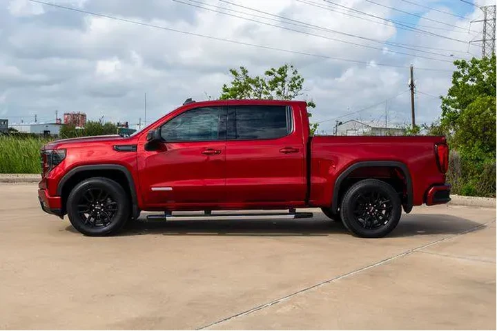 $39679 : GMC Sierra 1500 2023 4x2 Ele image 5