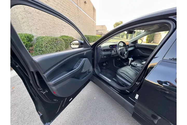 $24999 : 2021 Mustang Mach-E Premium image 10