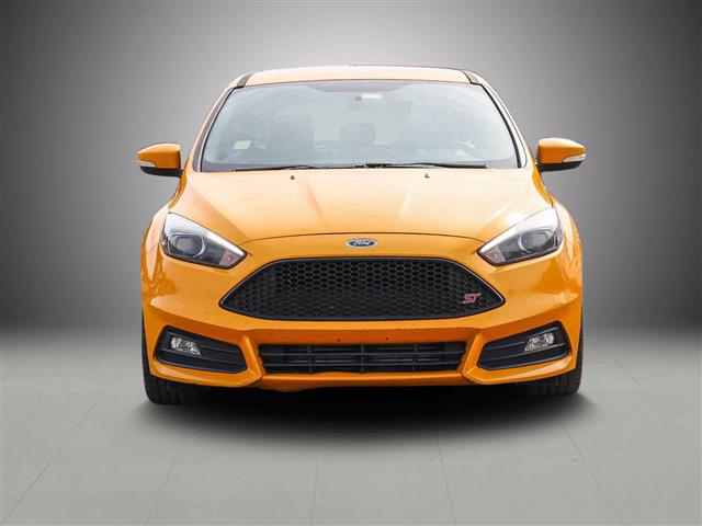 $12990 : Pre-Owned 2015 Ford Focus ST image 2
