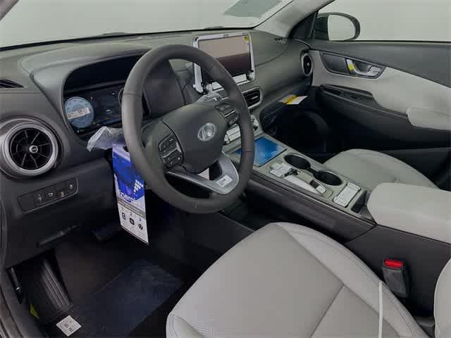 $33119 : PRE-OWNED 2023 HYUNDAI KONA E image 7