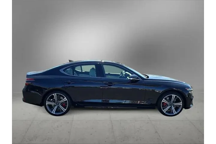 $36000 : Genesis G70 2025 2.5T Sport image 9