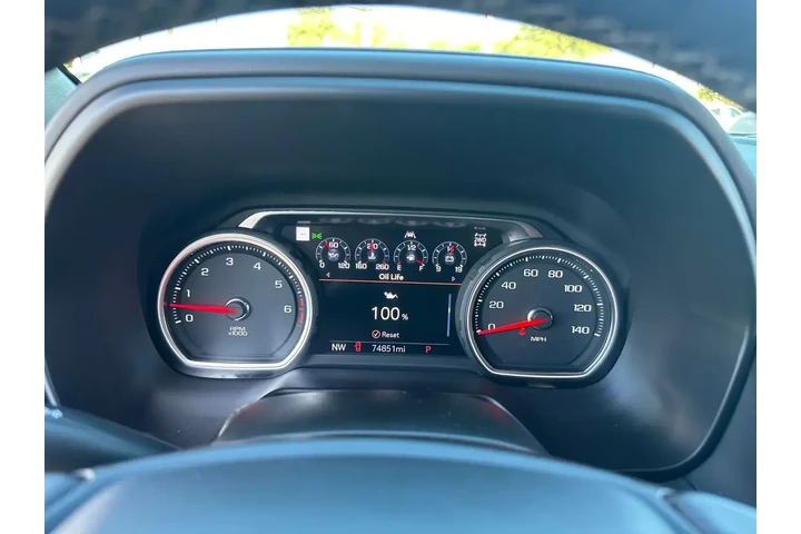 Chevrolet Tahoe 2021 4x4 Hig image 10