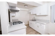 $2295 : Pioneer 2 Bd 1 Bath $2,295 thumbnail