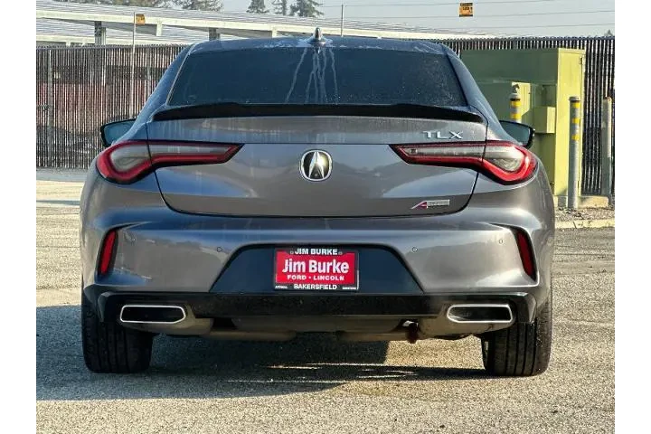 $33990 : Acura TLX 2022 4dr Sedan w/A image 4