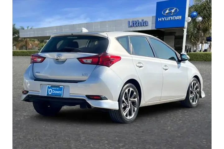 $13399 : Toyota Corolla iM 2017 4dr H image 3