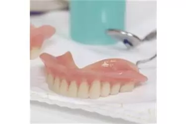 ¡PRÓTESIS DENTALES! en San Bernardino