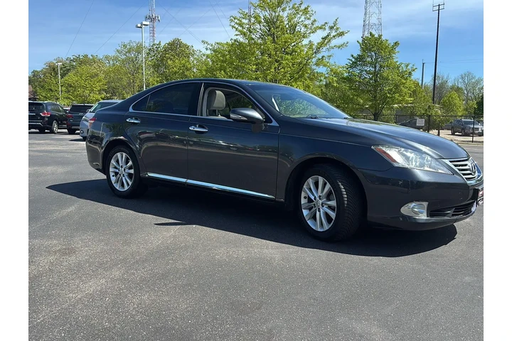 $15299 : 2011 ES 350 4dr Sdn image 9