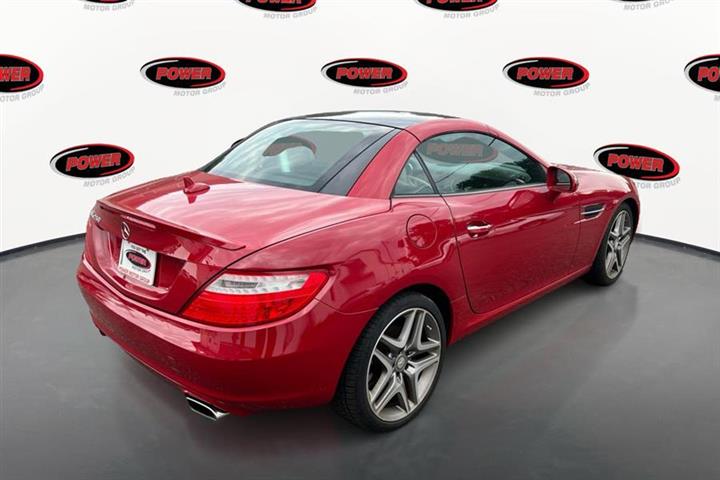 $19895 : Used 2014 SLK-Class 2dr Roads image 4